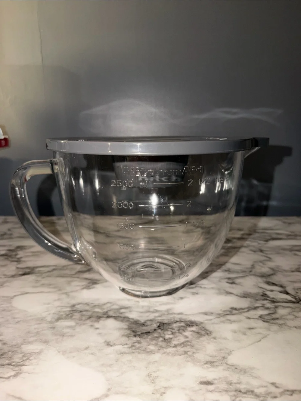 Kitchenaid mixing bowl with lid